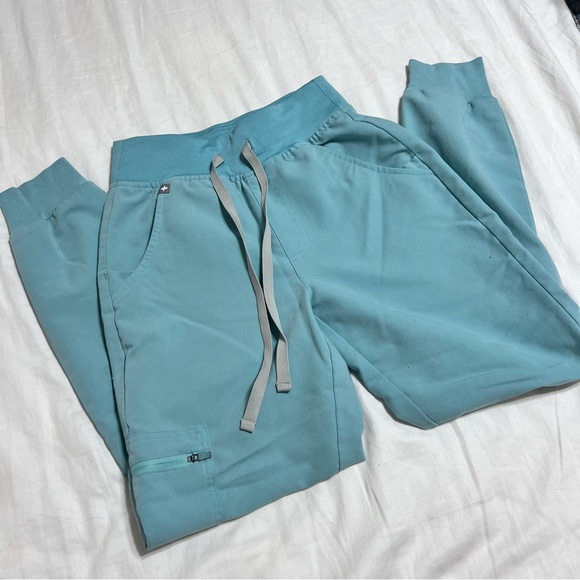 Figs Womens Scrub Set - XXS - Picture 5 of 8